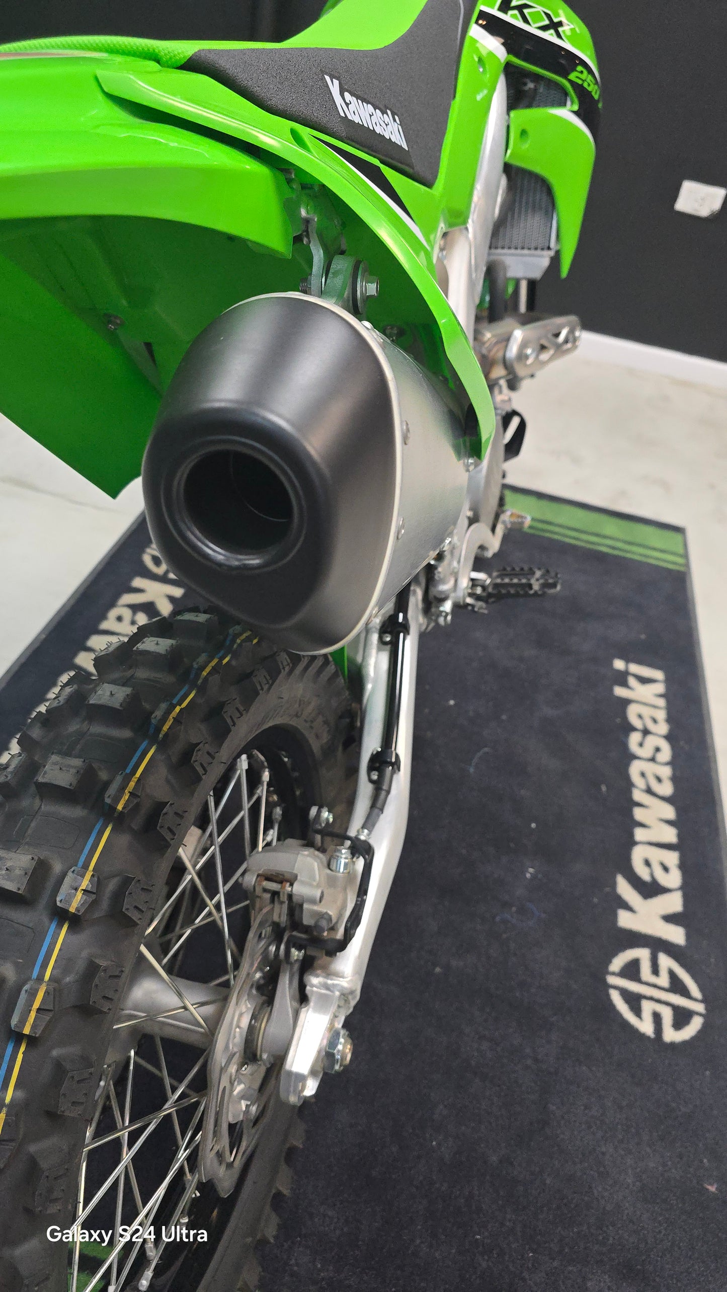 Kawasaki KX 250 X - MYM MOTOS S.A