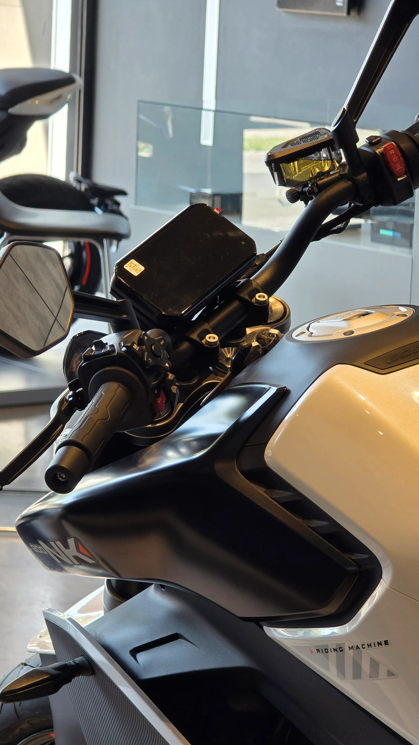 CFMOTO 800NK - MYM MOTOS S.A