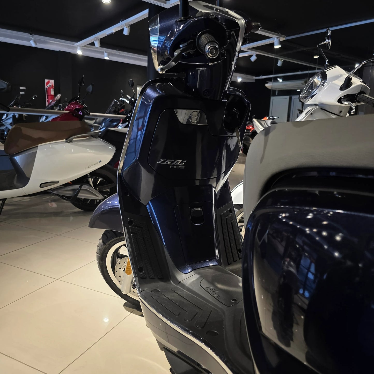 Kymco Like 150 ABS - MYM MOTOS S.A