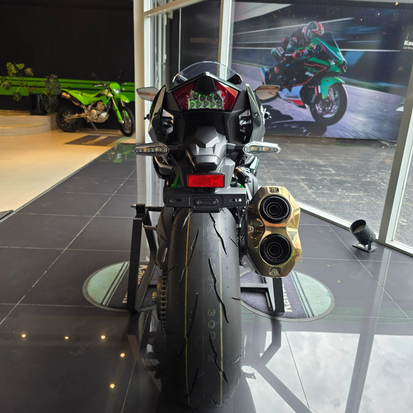 Kawasaki Ninja H2 - MYM MOTOS S.A