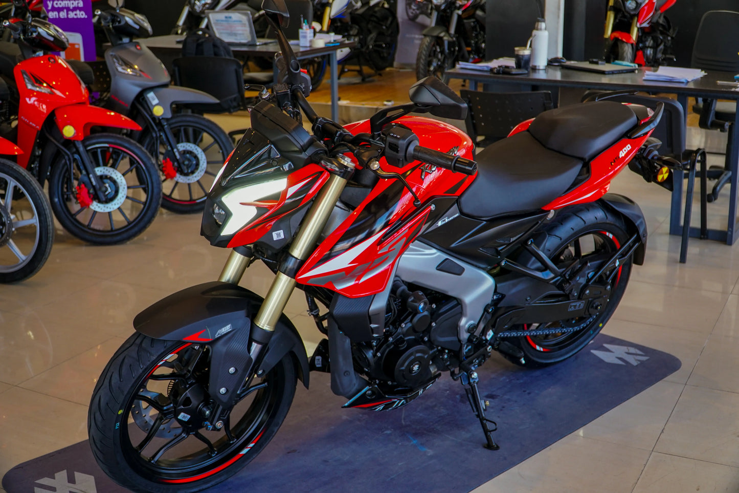 Bajaj Pulsar NS 400Z - MYM MOTOS S.A