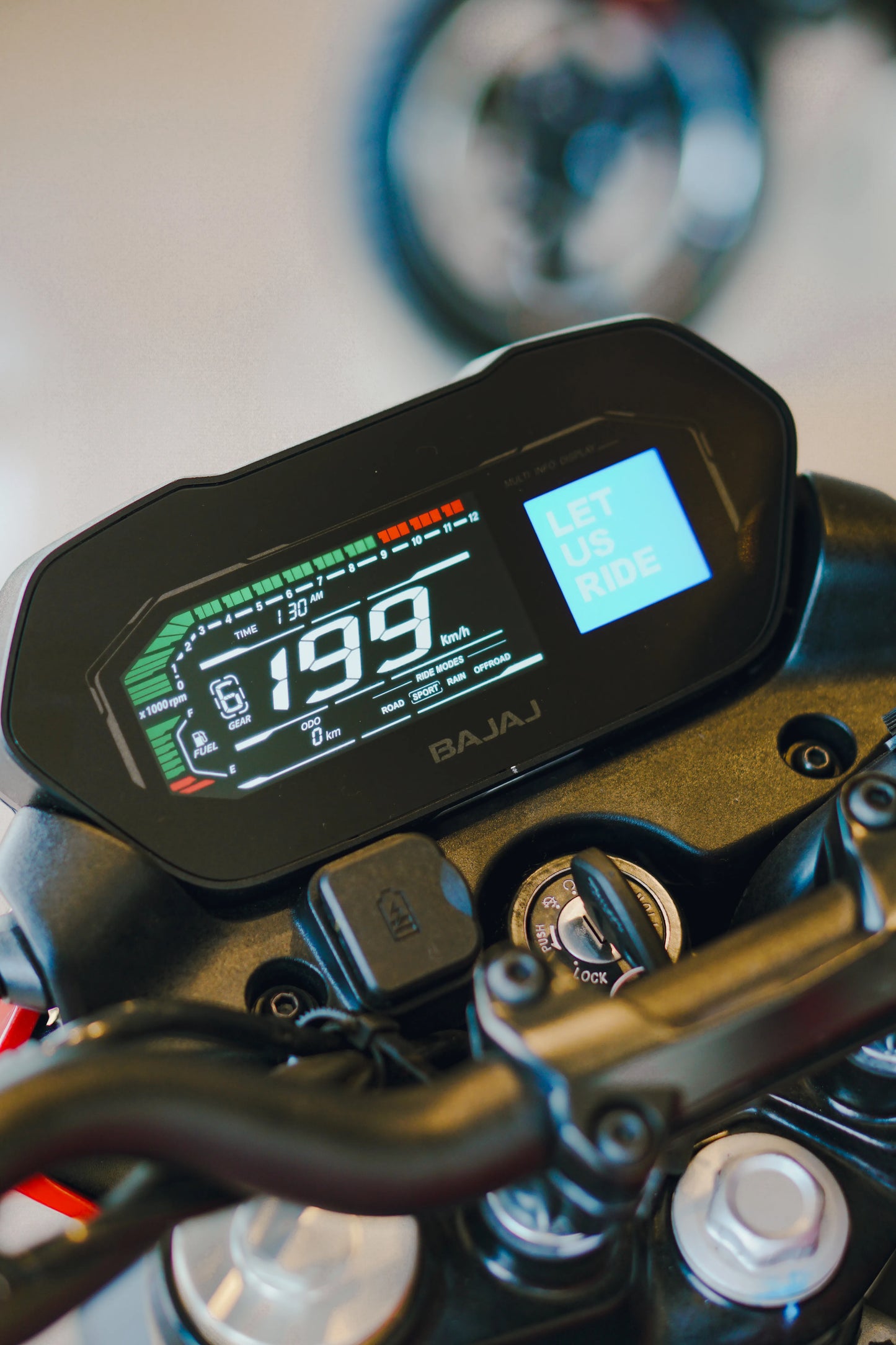 Bajaj Pulsar NS 400Z - MYM MOTOS S.A