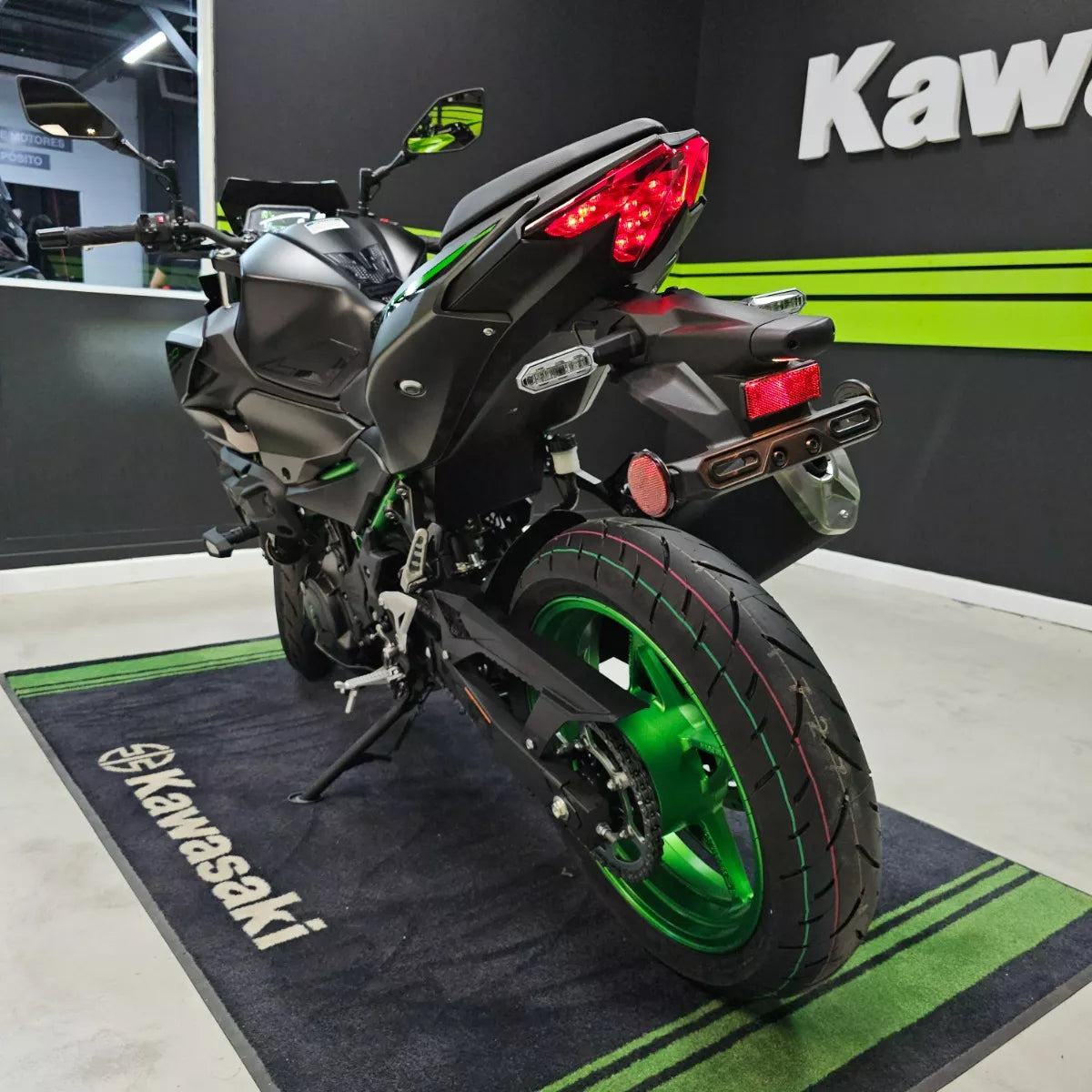 Kawasaki Z 500 SE - MYM MOTOS S.A
