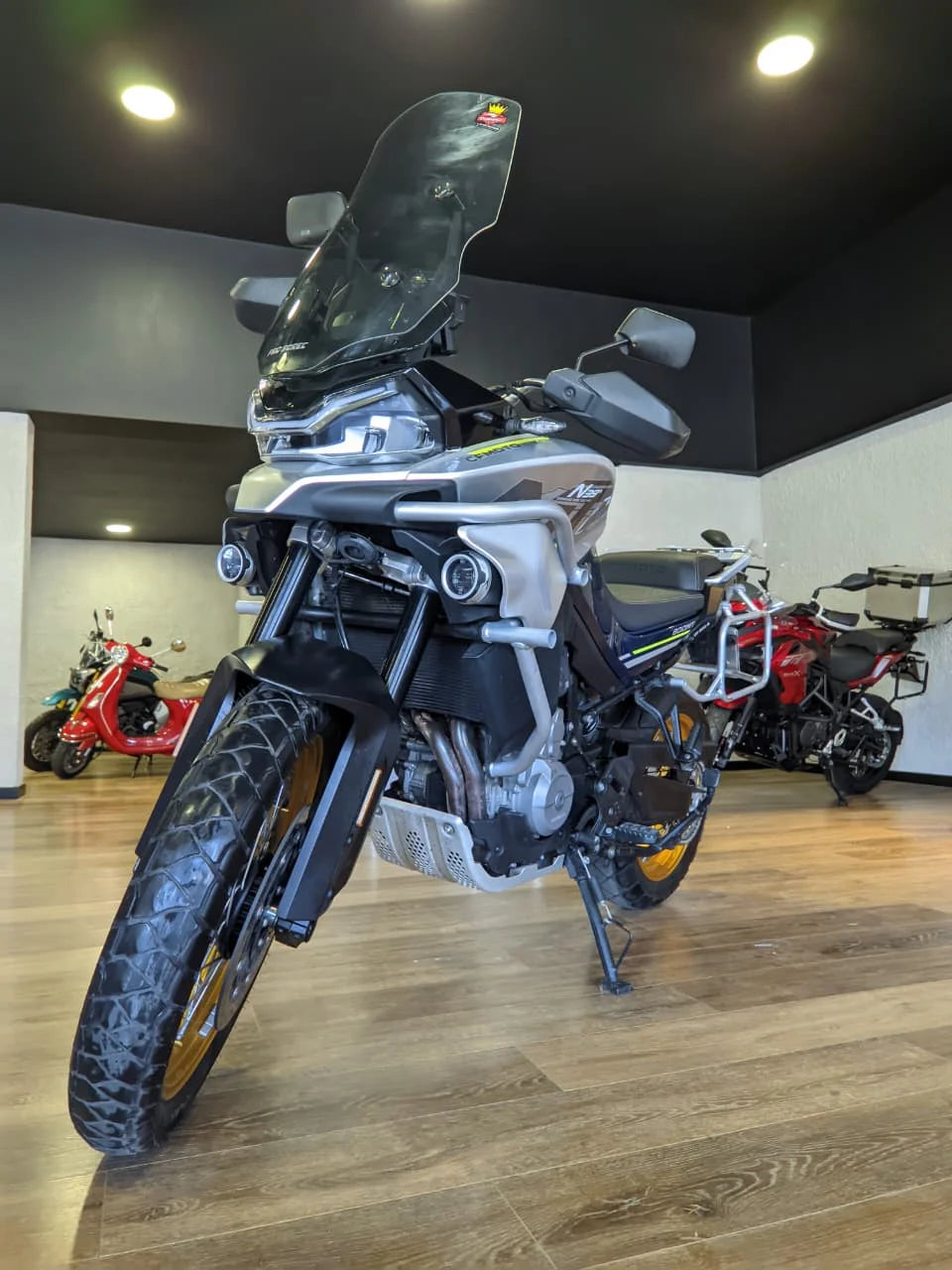 CFMOTO 800MT 2023