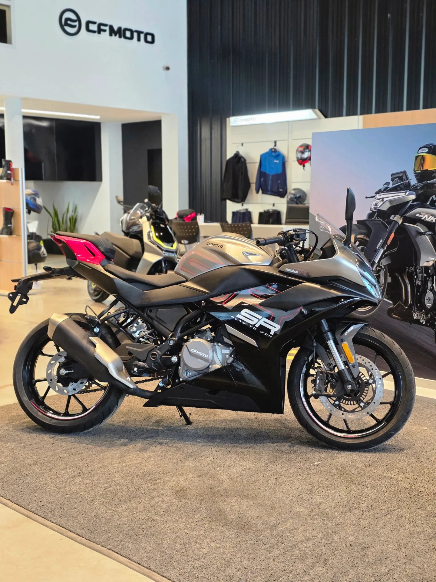 Cfmoto Sr 1 2 1