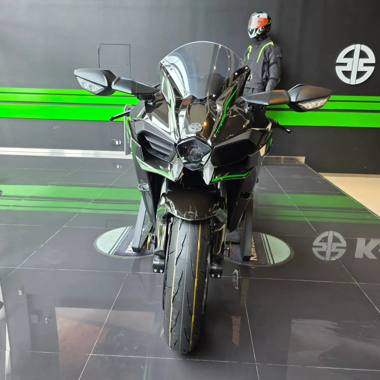Kawasaki Ninja H2 3 1 alta resolución
