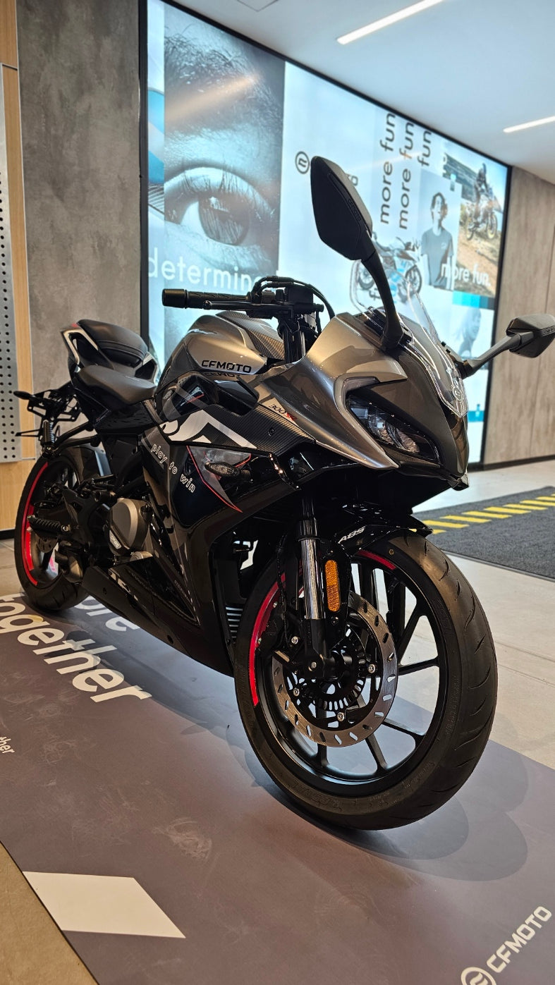 CFMOTO 300SR - MYM MOTOS S.A
