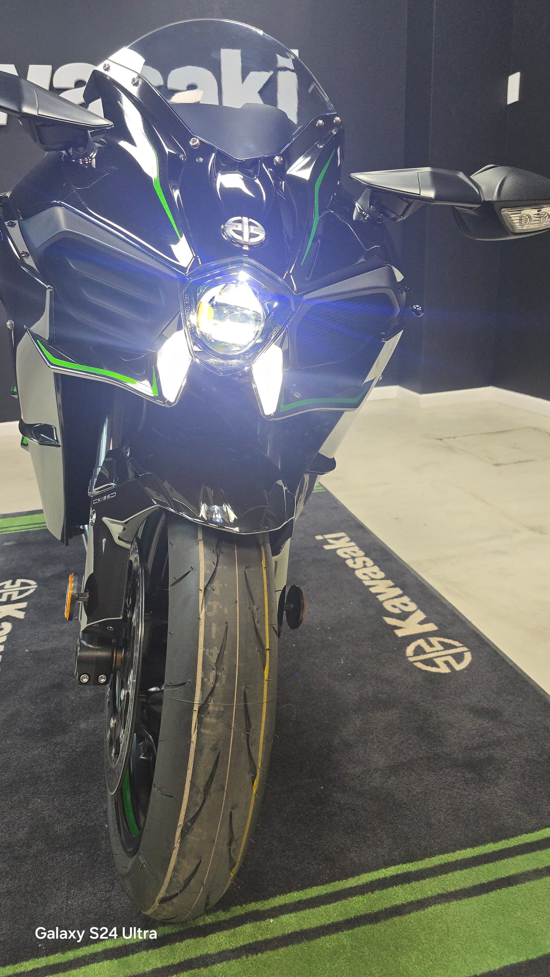 Kawasaki Ninja H2
