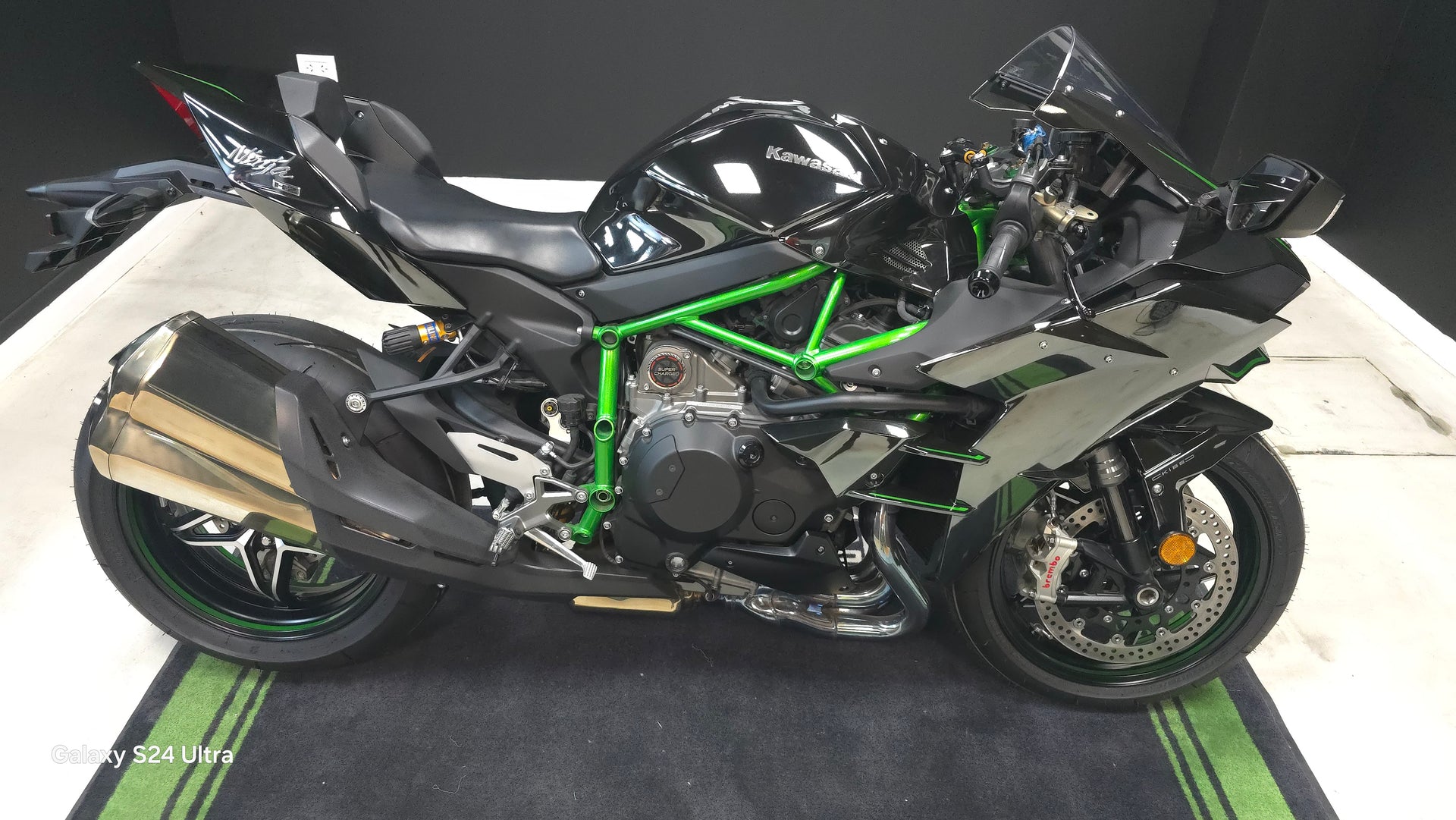 Kawasaki Ninja H2