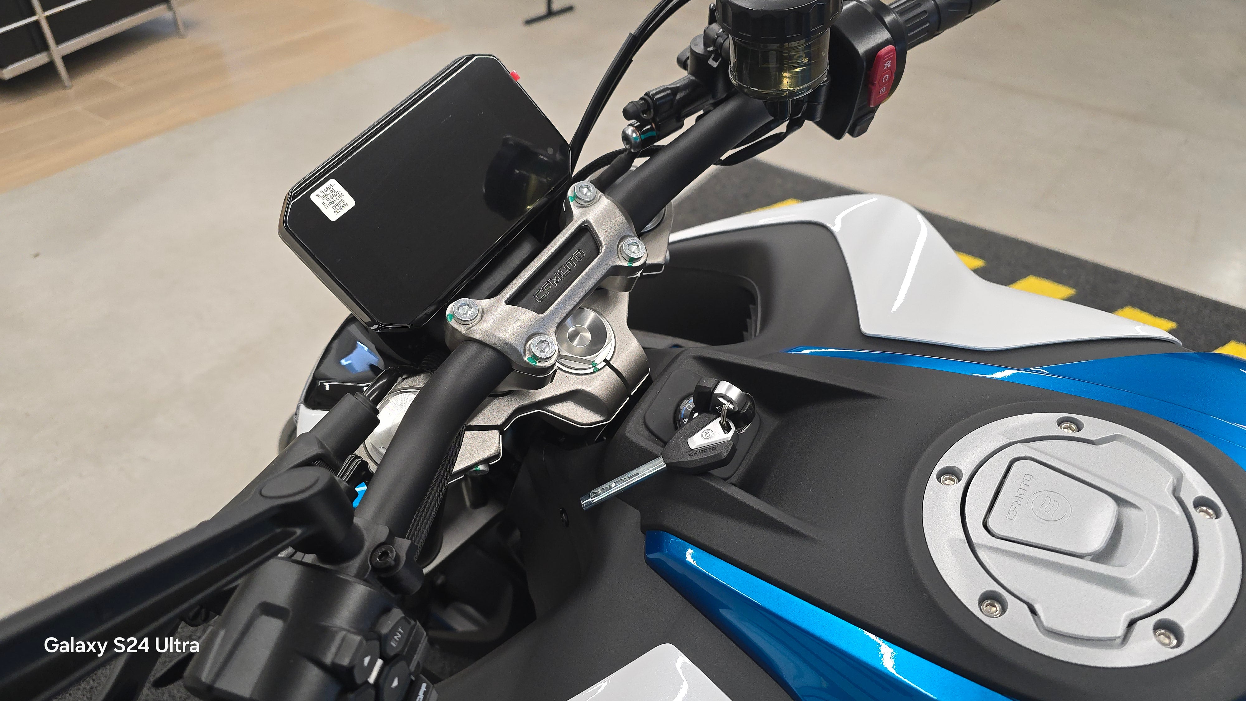 CFMOTO NK 450 - MYM MOTOS S.A