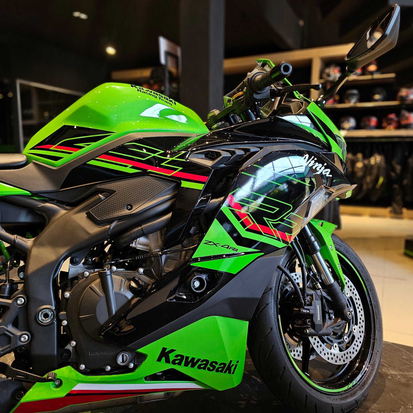 Kawasaki ZX4Rr - MYM MOTOS S.A