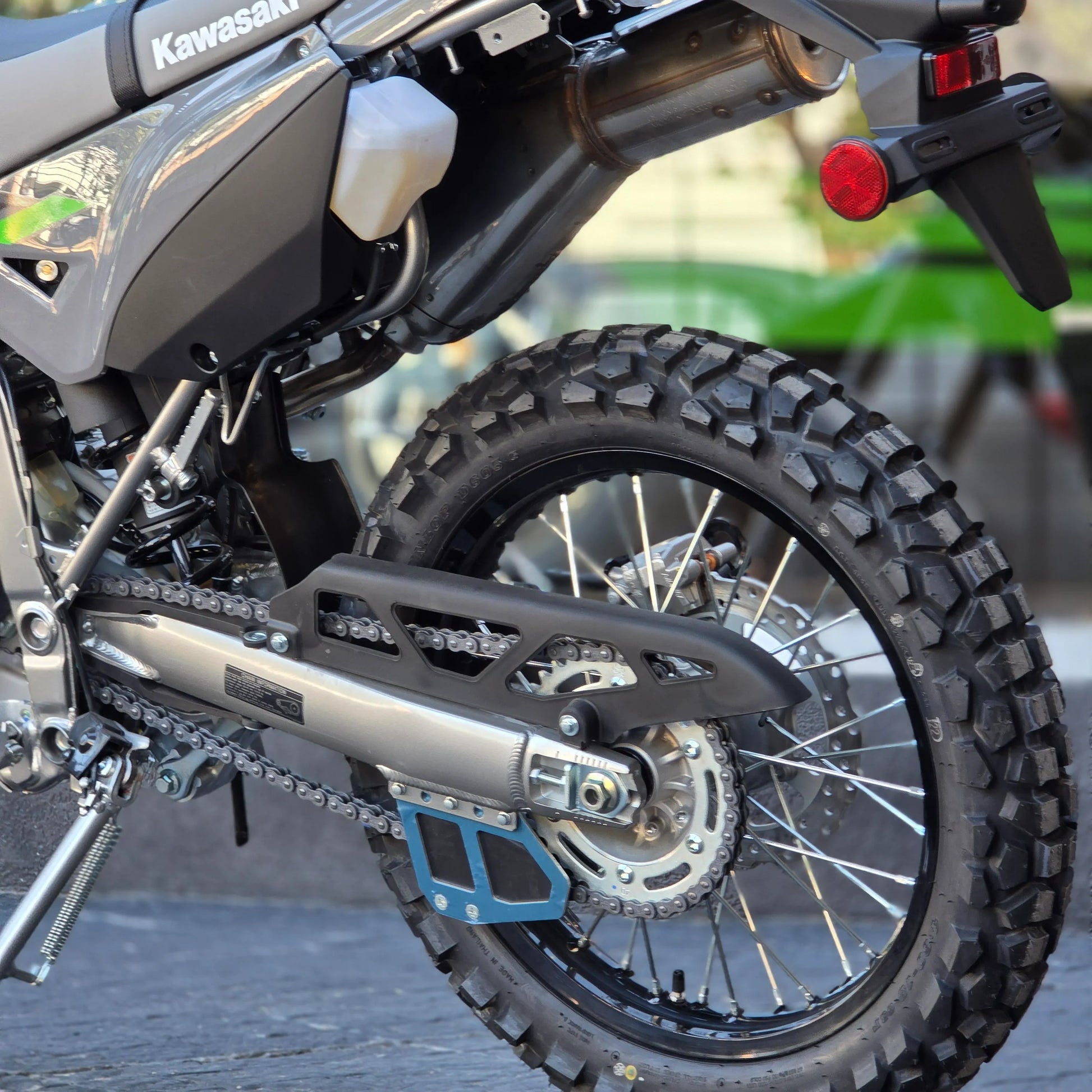 Kawasaki KLX 300 - MYM MOTOS S.A