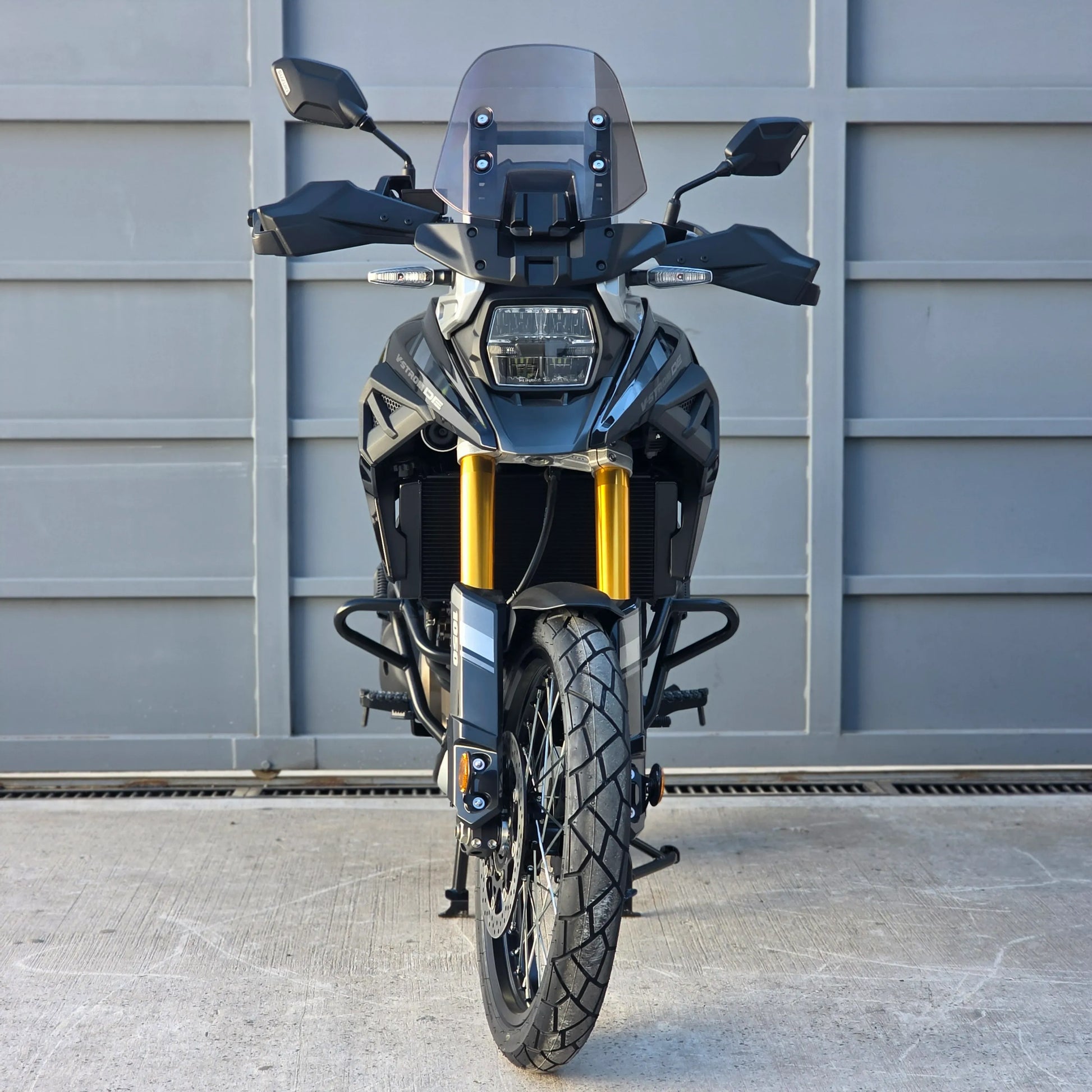 Suzuki V-STROM 1050 DE - MYM MOTOS S.A