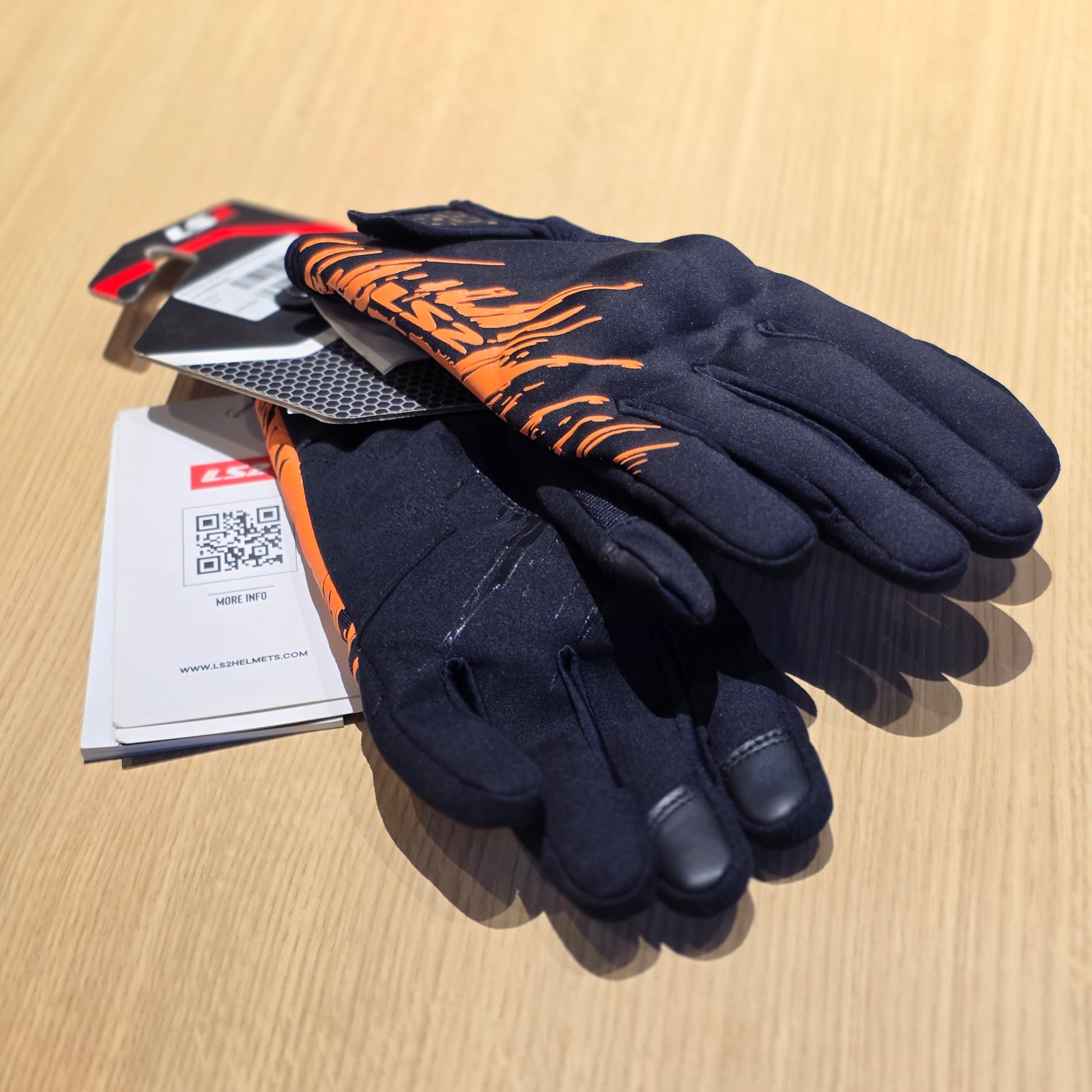 Guantes LS2 JET Naranja y Negro - Hombre - MYM MOTOS S.A
