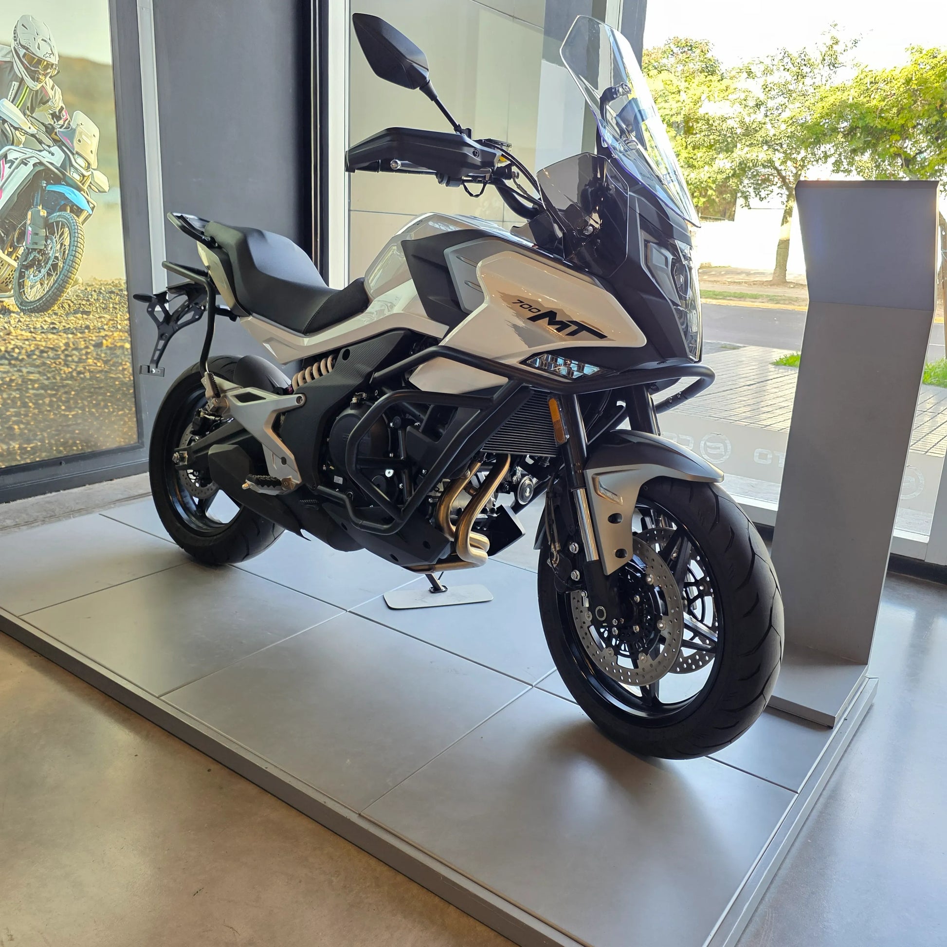 CFMOTO 700MT - MYM MOTOS S.A