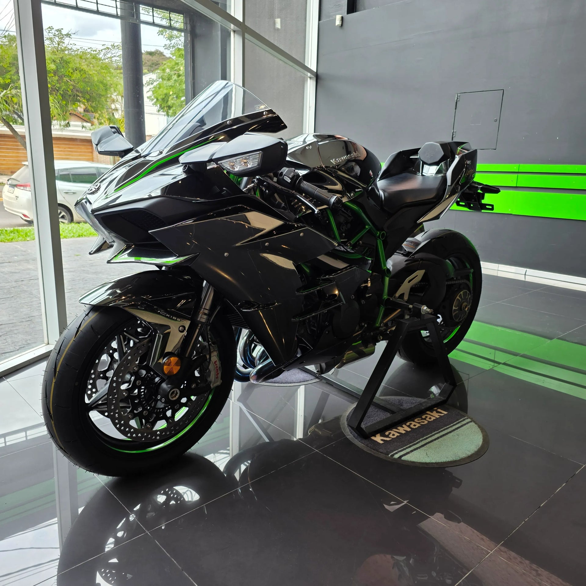 Kawasaki Ninja H2