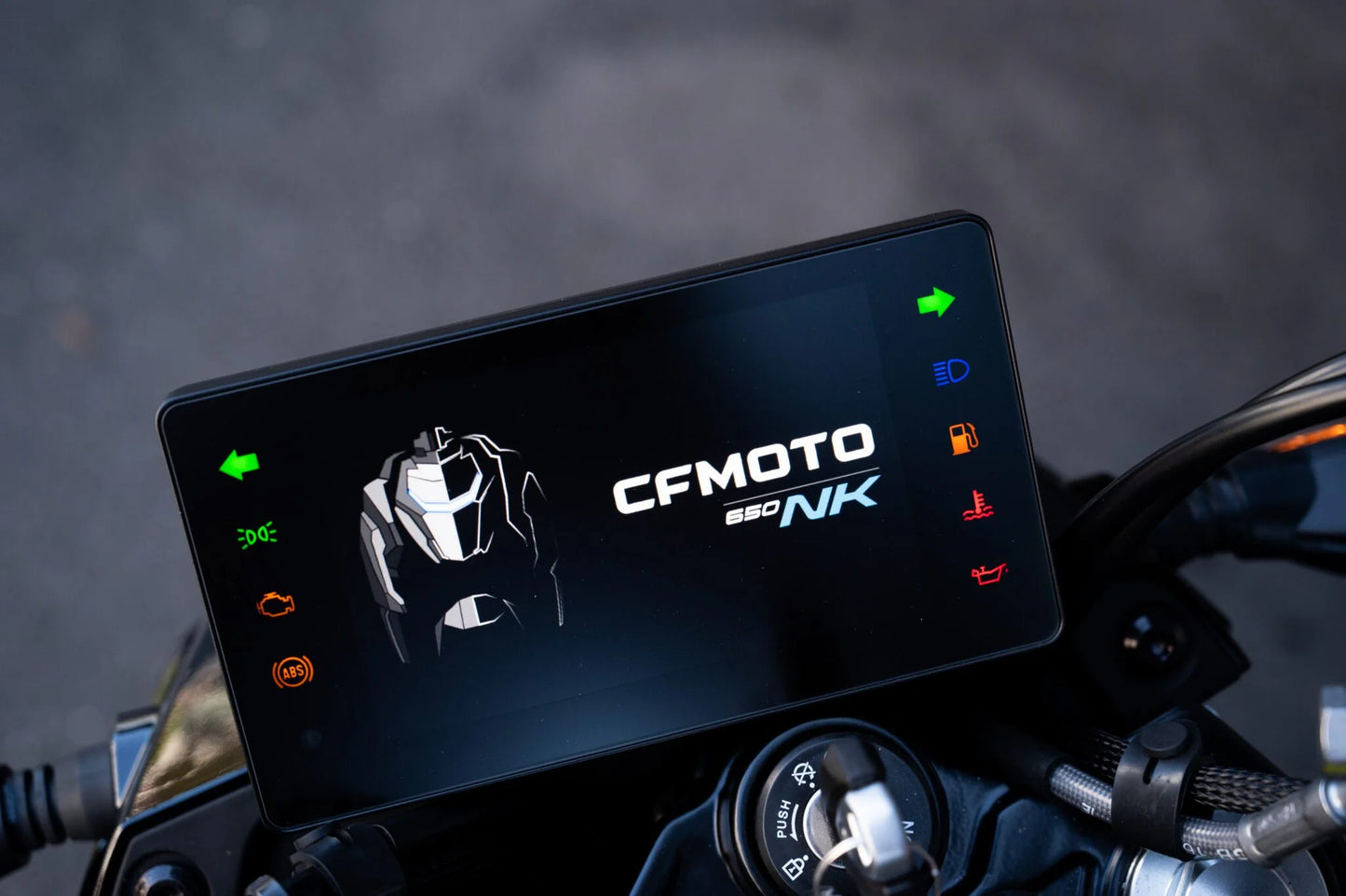 CFMOTO 650NK