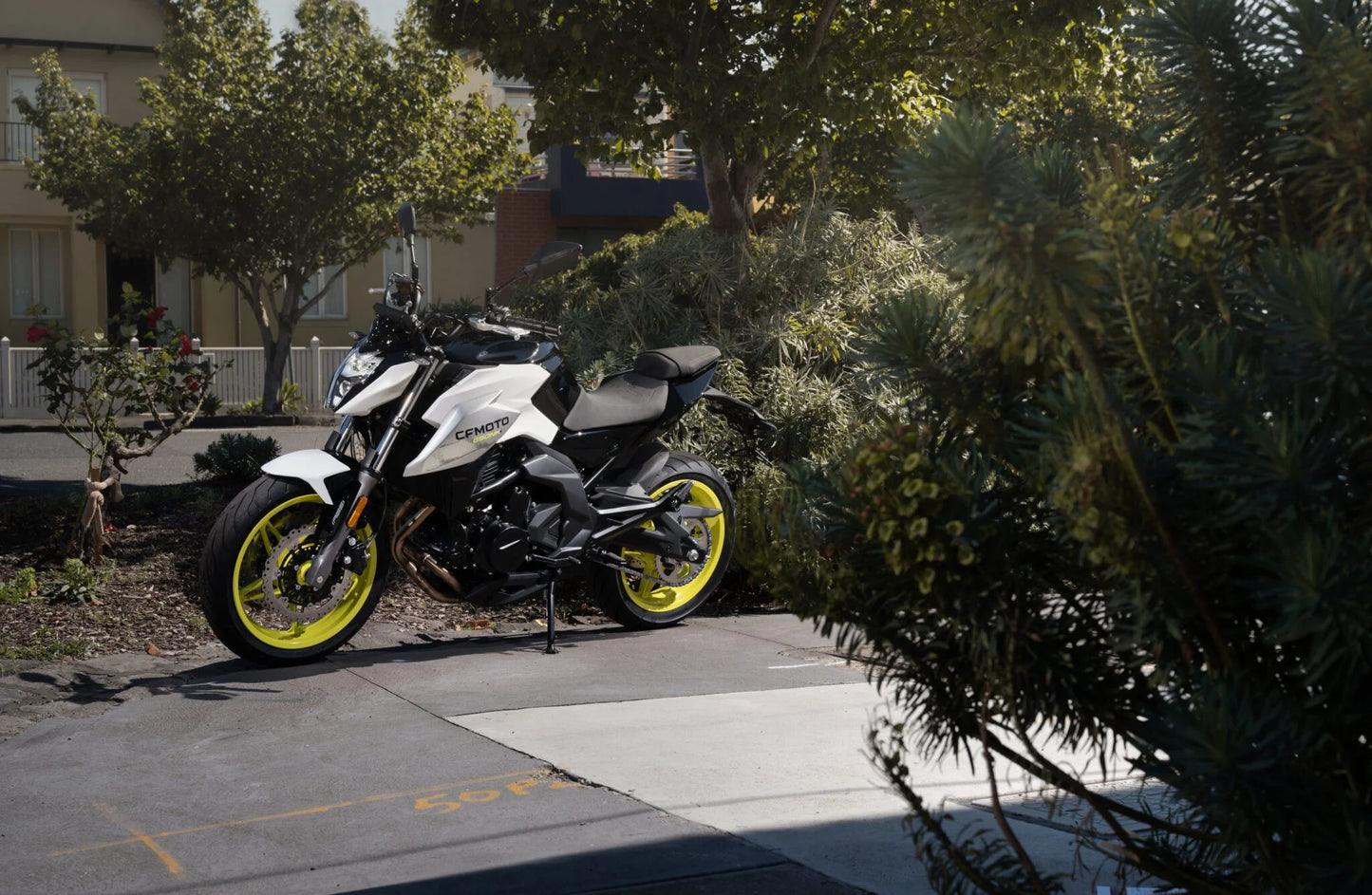 CFMOTO 650NK