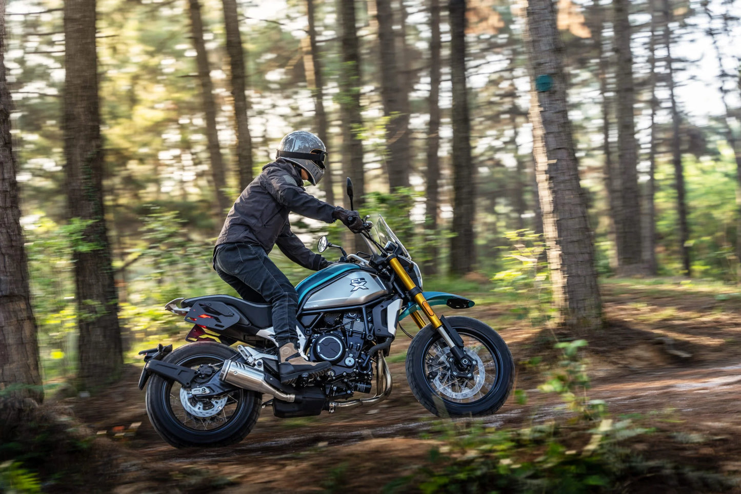 CFMOTO 700CL-X Adventure
