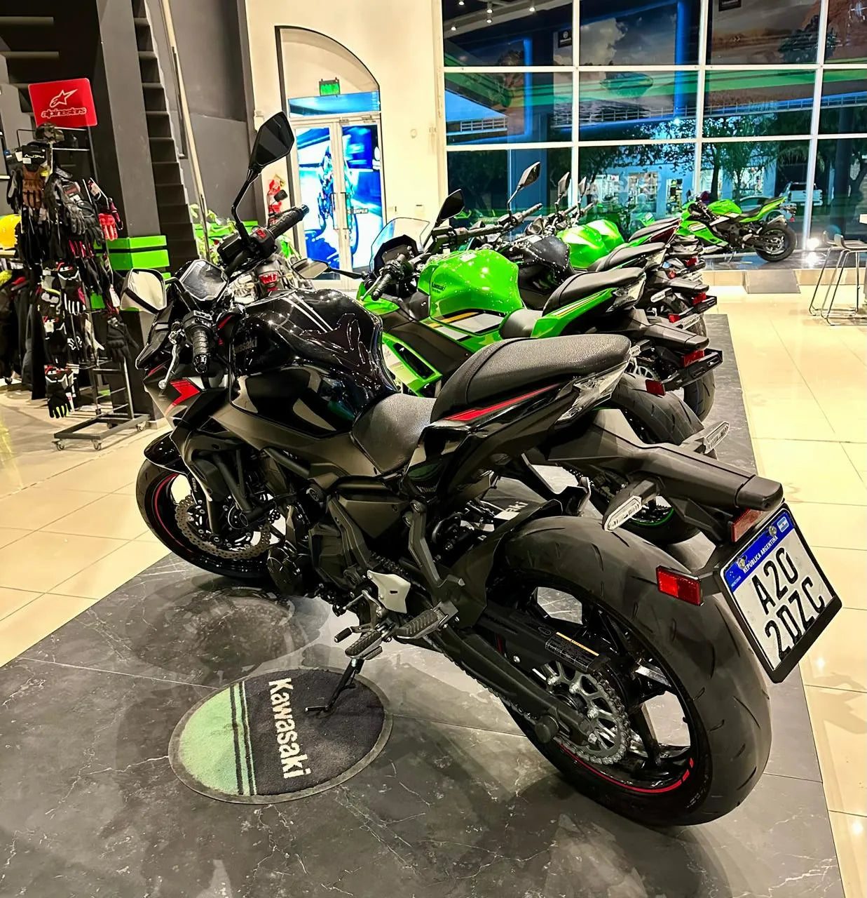 Kawasaki Z 650 2024 - MYM MOTOS S.A