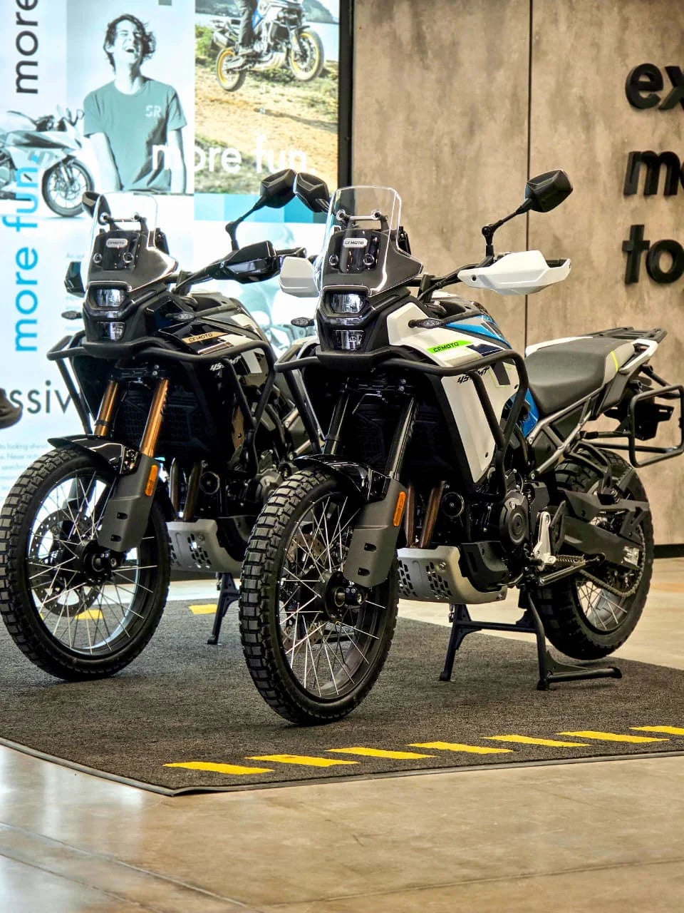 Motocicleta CFMOTO 450MT