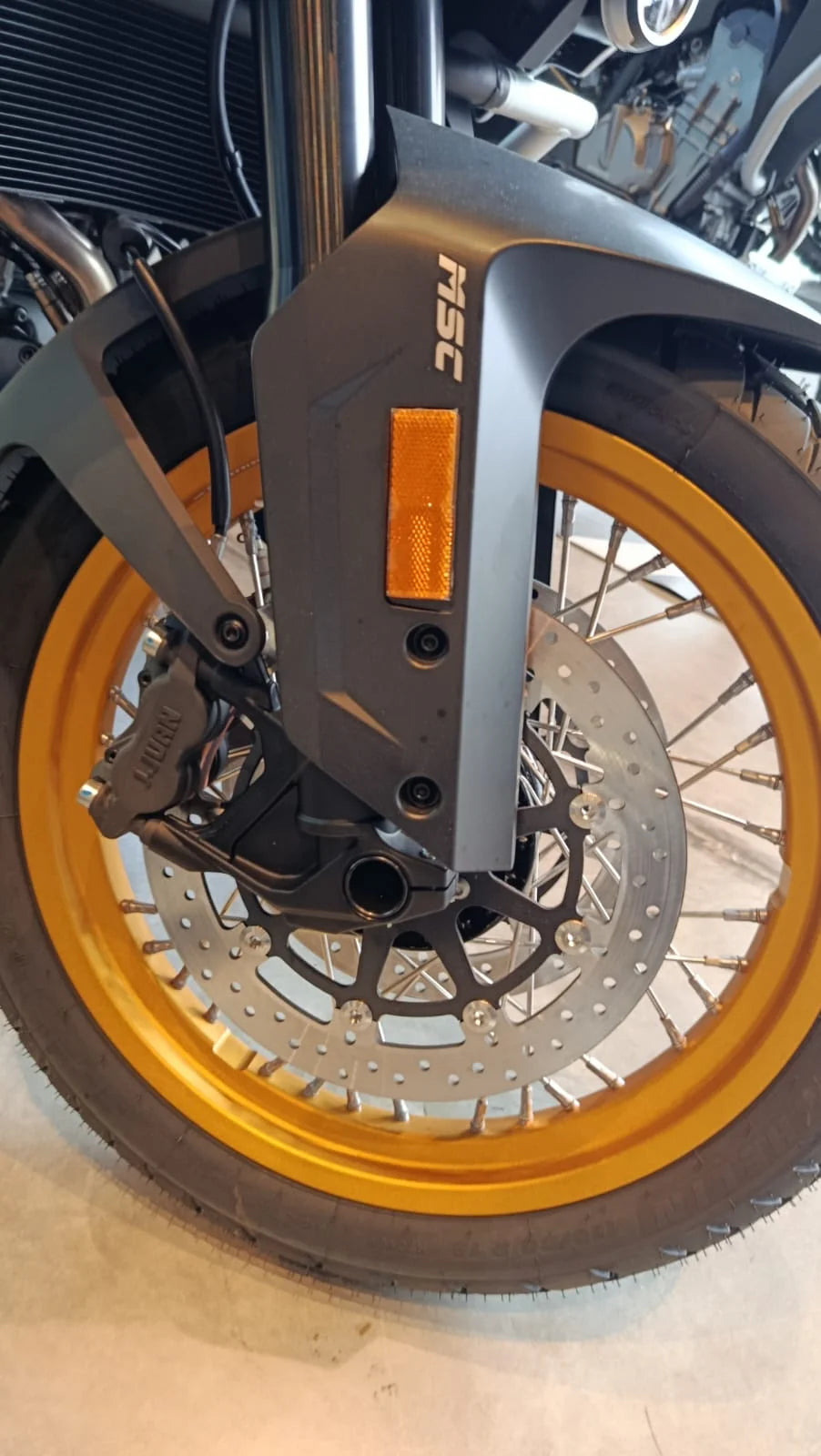 Motocicleta CFMOTO 800MT Explore Edition