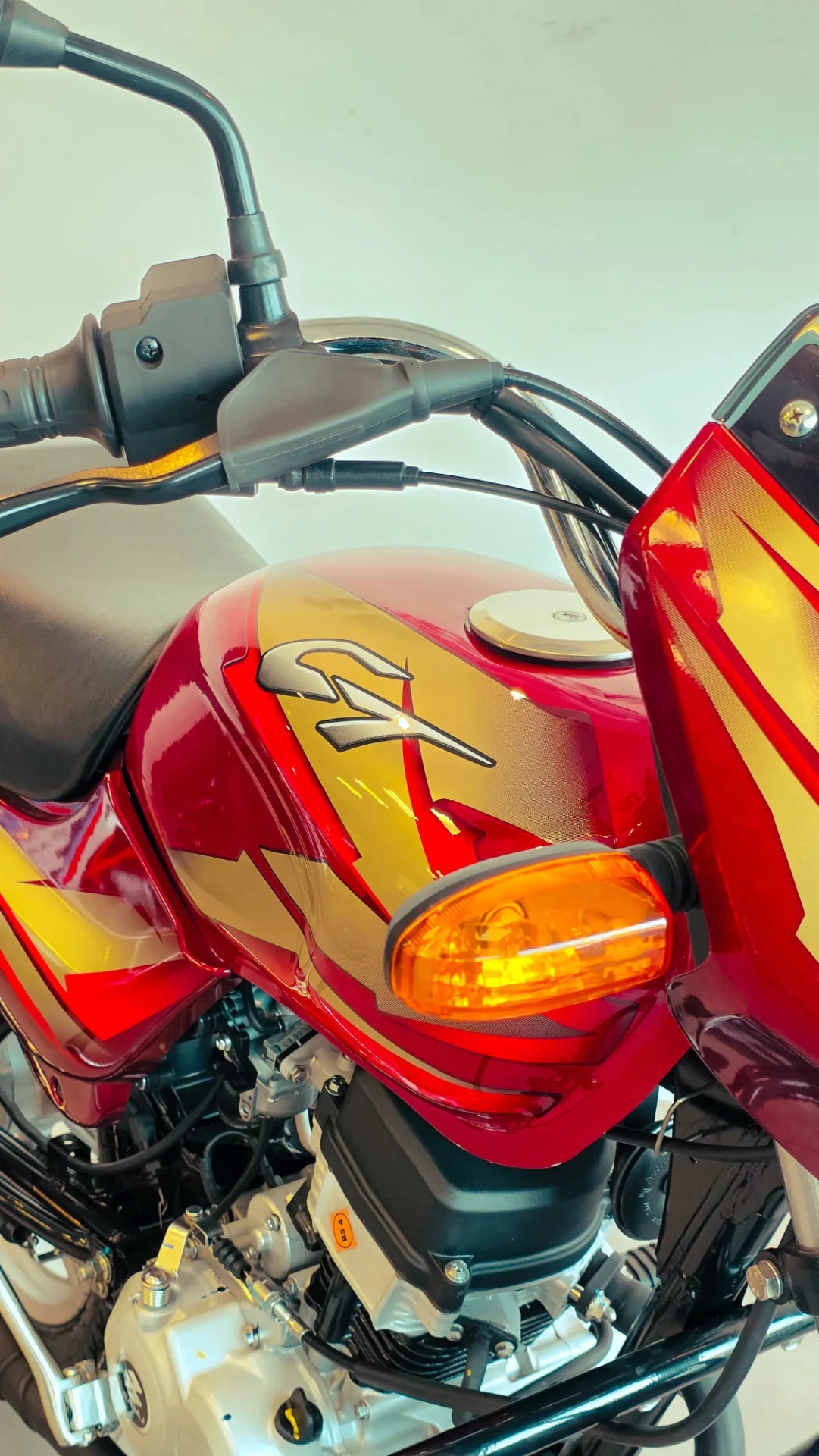 Bajaj Ct  4 1