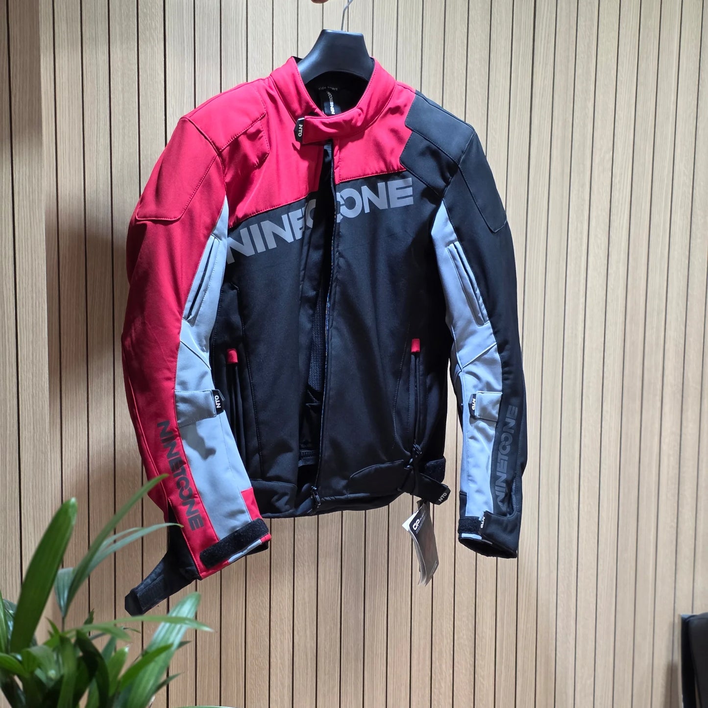 Campera Nto Race 3 Softshell 2 1 alta resolución