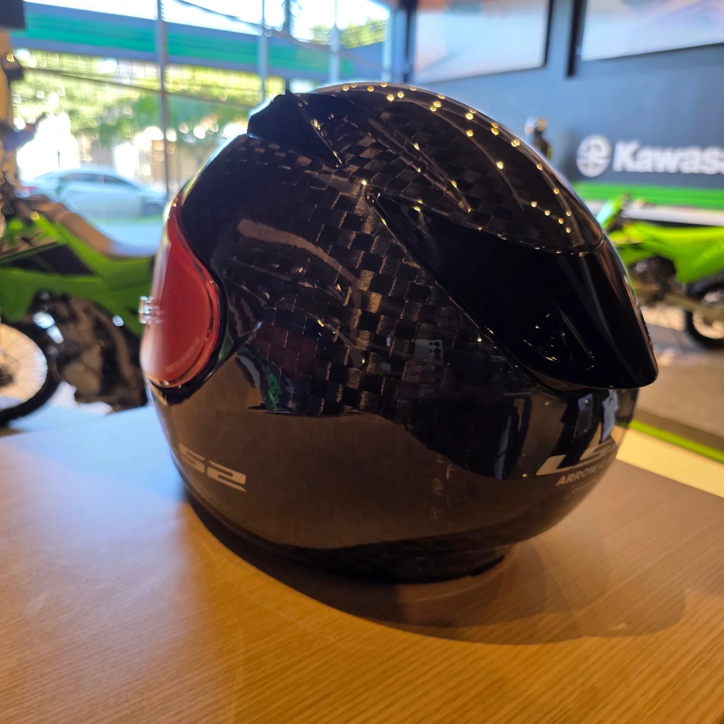 Casco Ls2 Arrow Carbono Evo 4 1 alta resolución