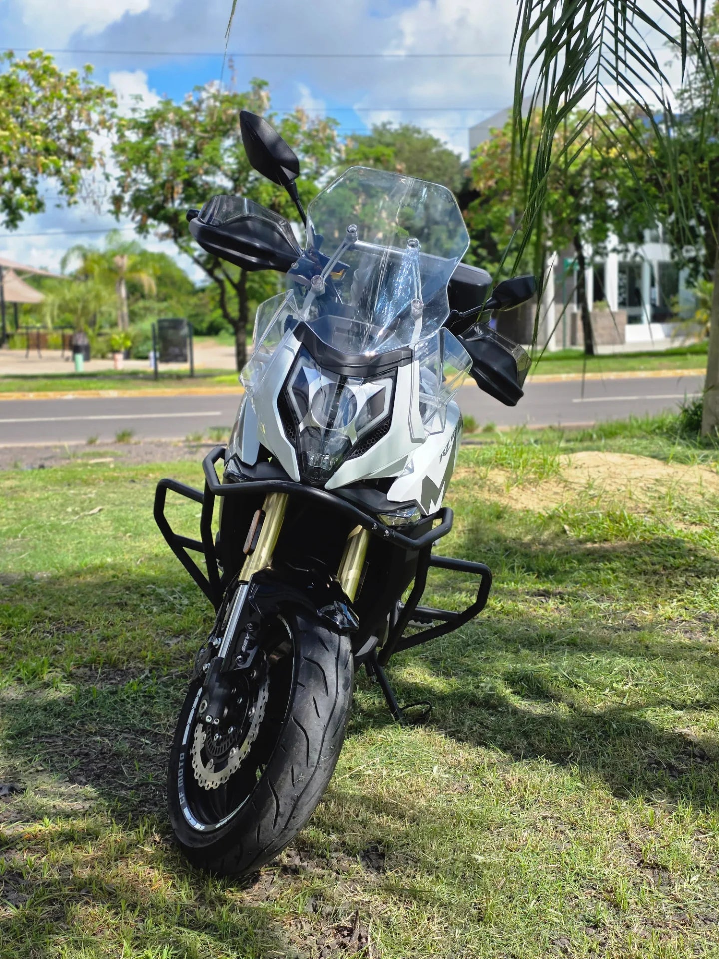 Cfmoto Mt  3 1