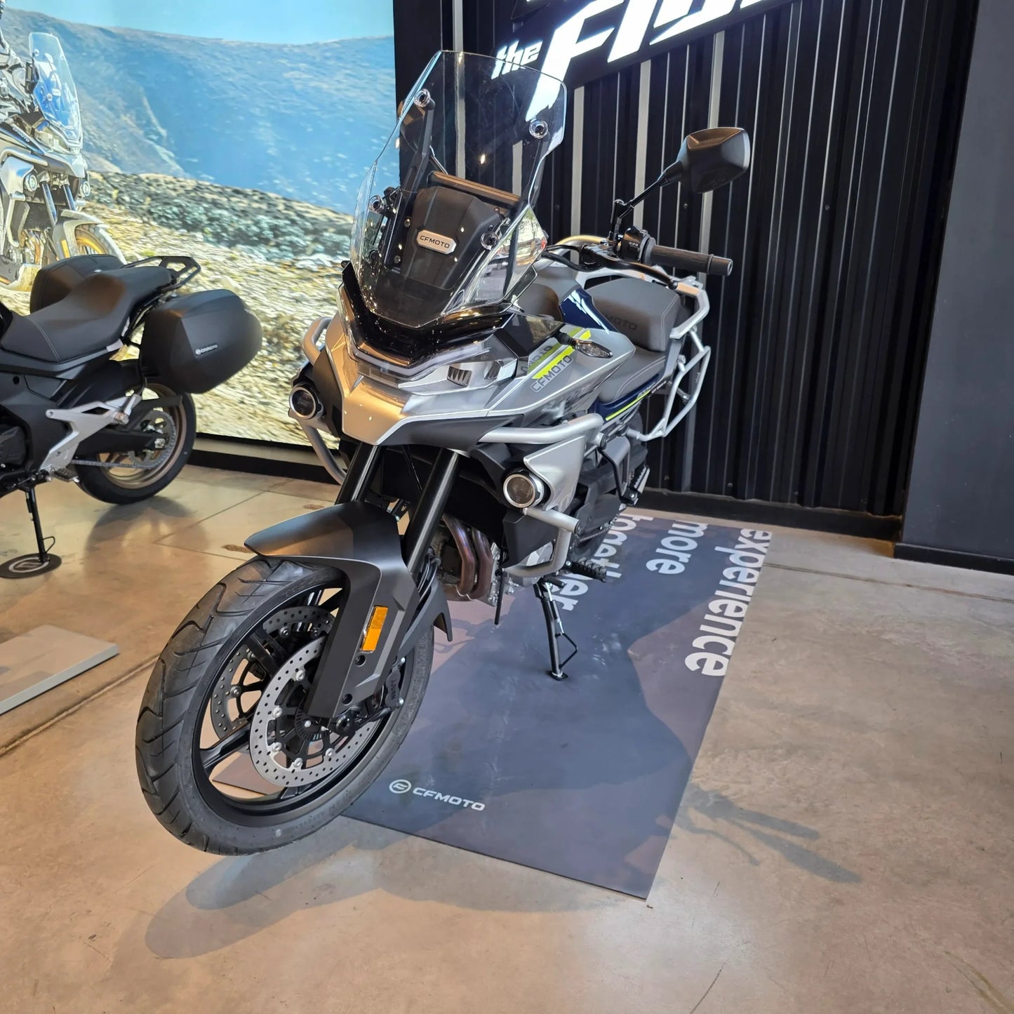 Cfmoto  Mt Sport 7 1 alta resolución