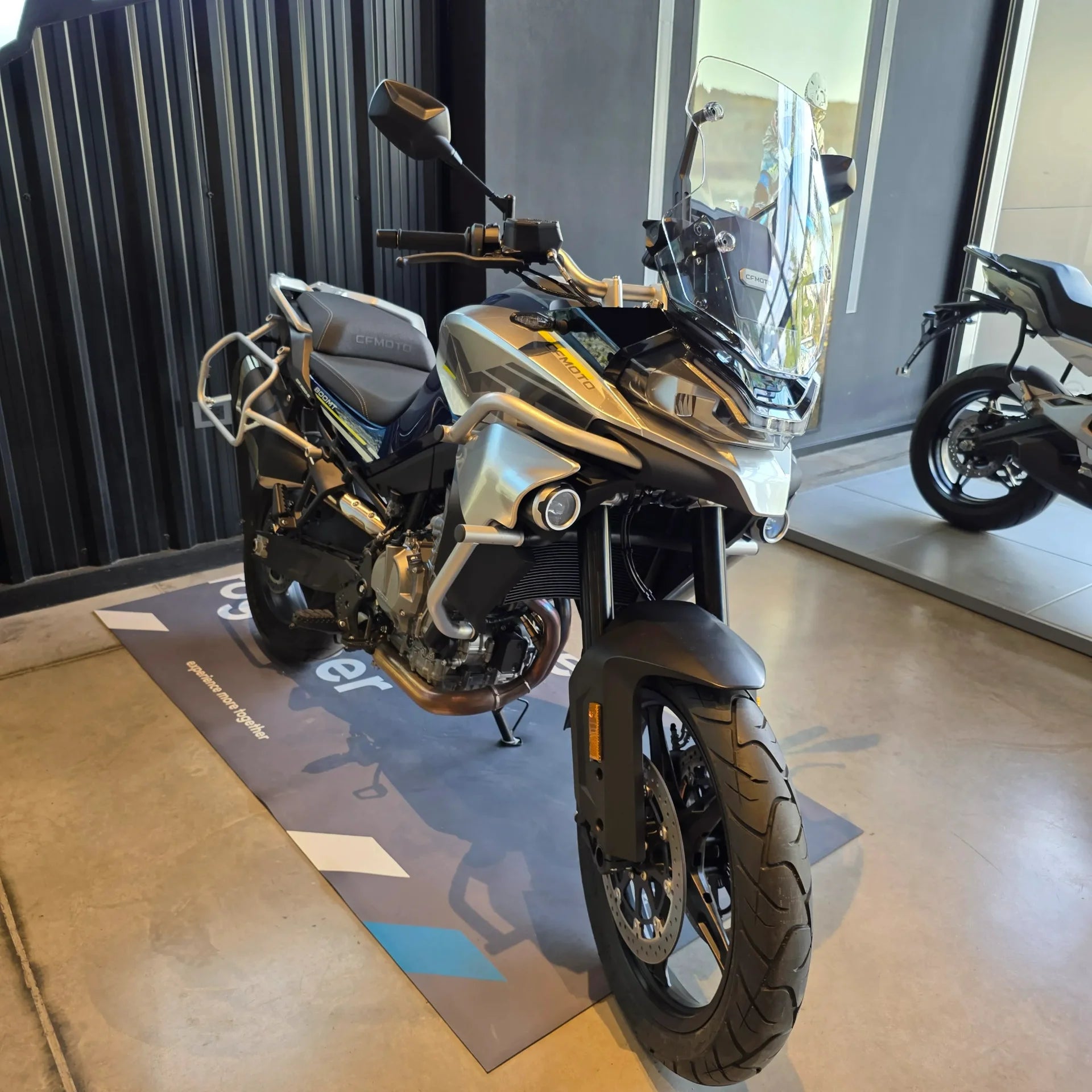 Cfmoto  Mt Sport 9 1 alta resolución