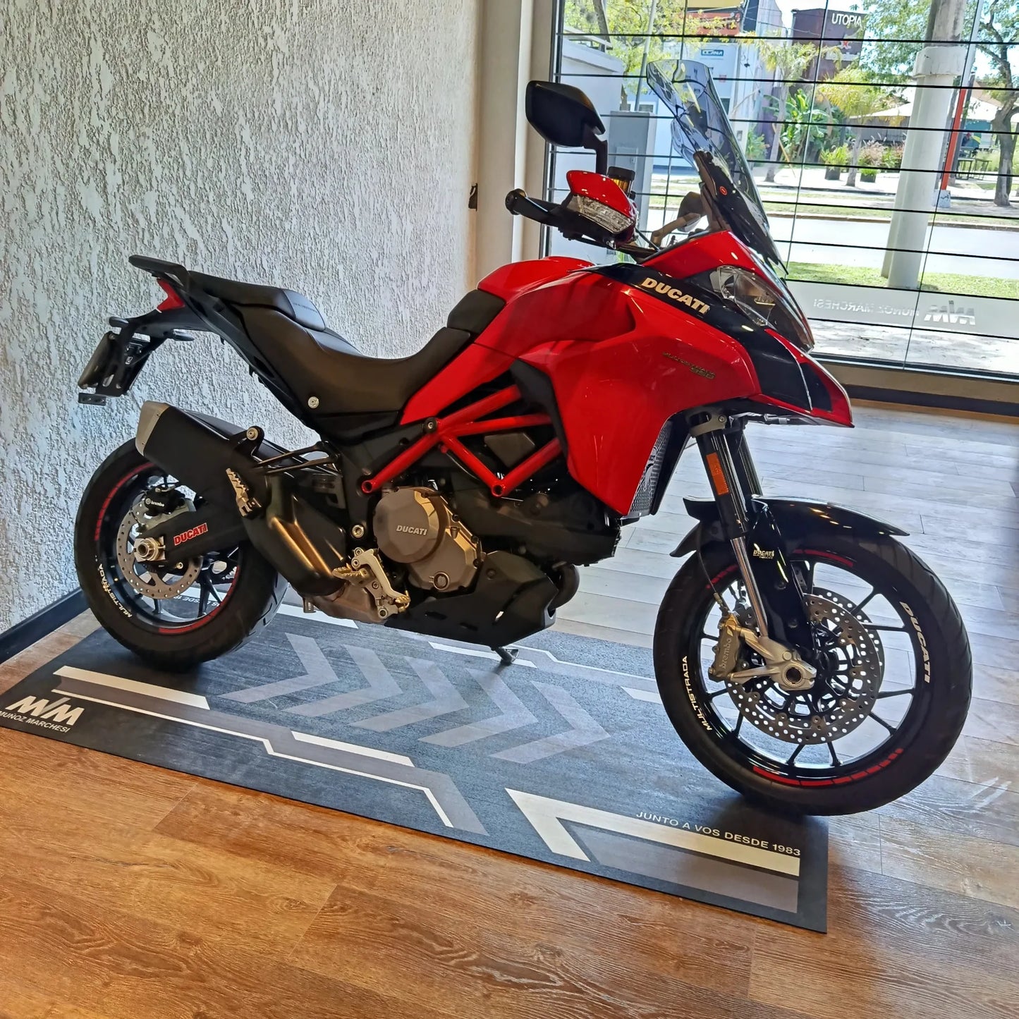 Ducati Multistrada   4 1 alta resolución