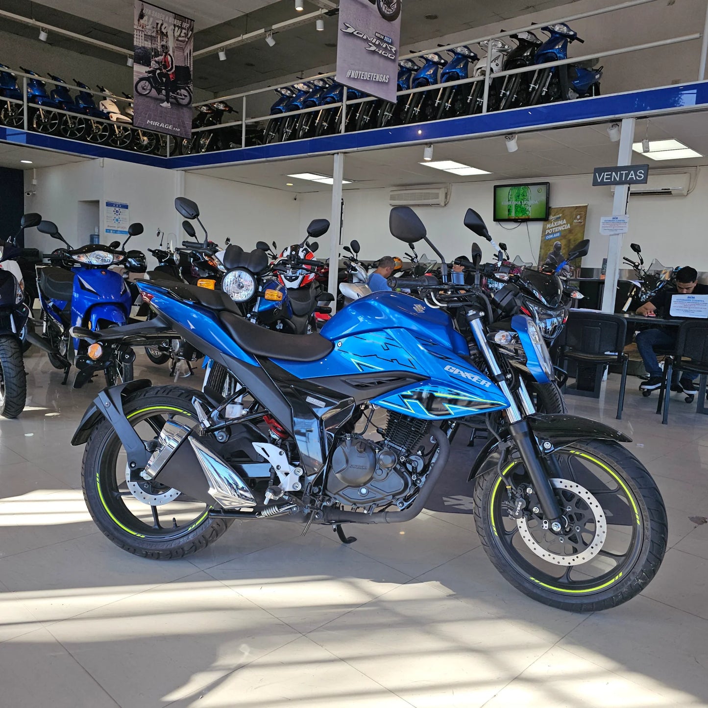 Suzuki Gixxer  2 1 alta resolución
